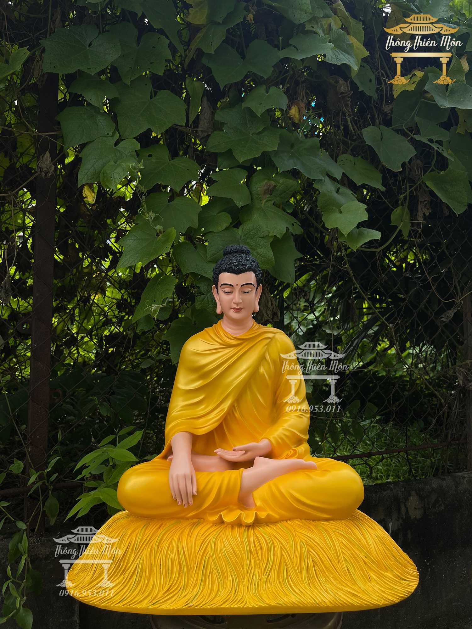 Bổn sư Thích Ca Mâu Ni Phật giáo chủ cõi ta bà