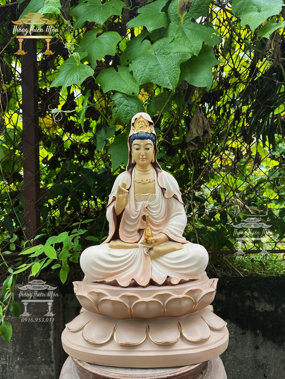 Quan thế âm bồ tát cứu khổ ở cõi ta bà