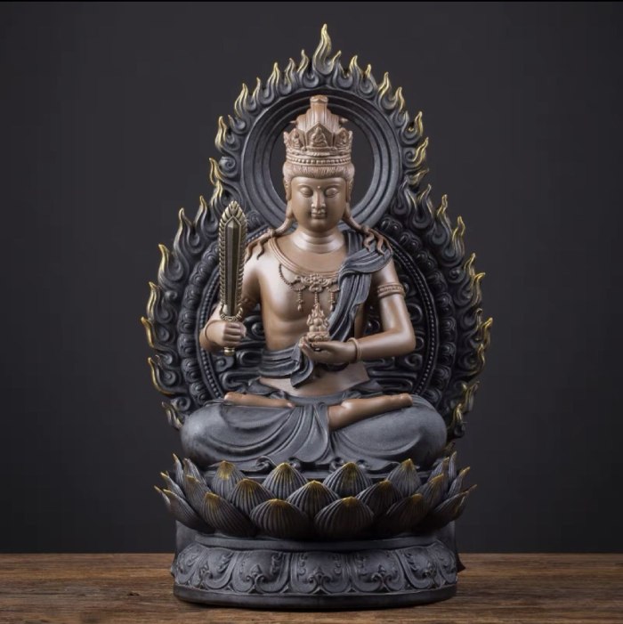 Tượng hư không tạng bồ tát