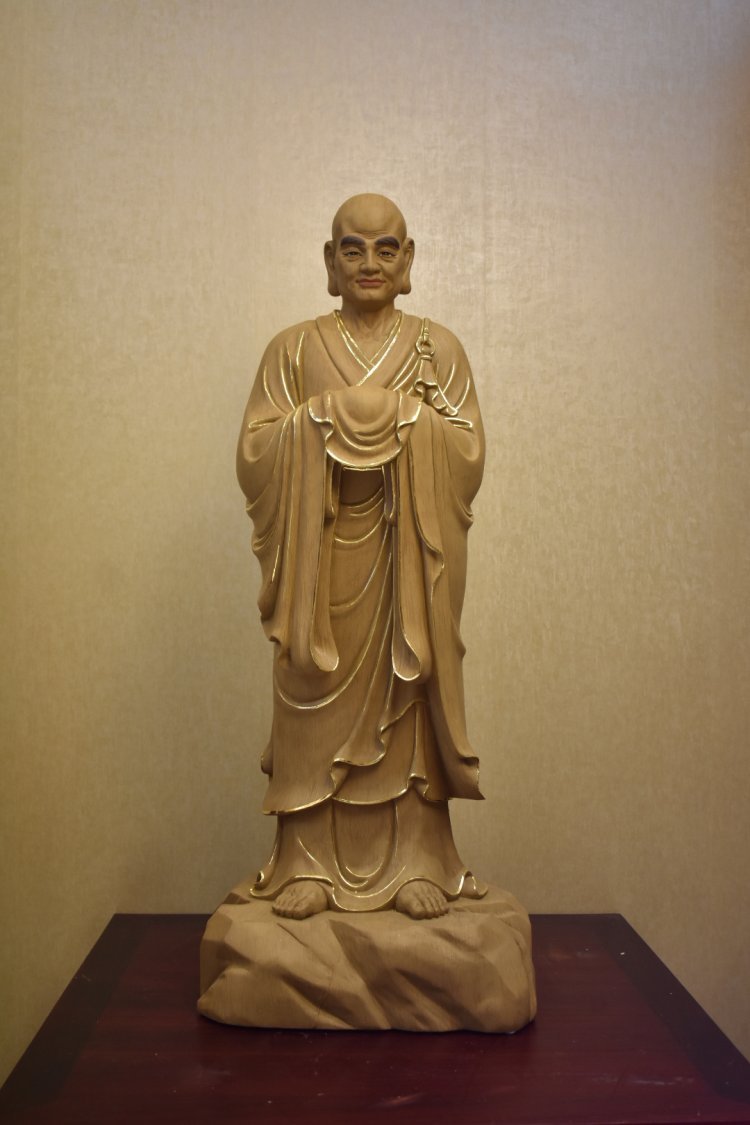 Tân Đầu Lô Tôn Giả - Tọa Lộc La Hán