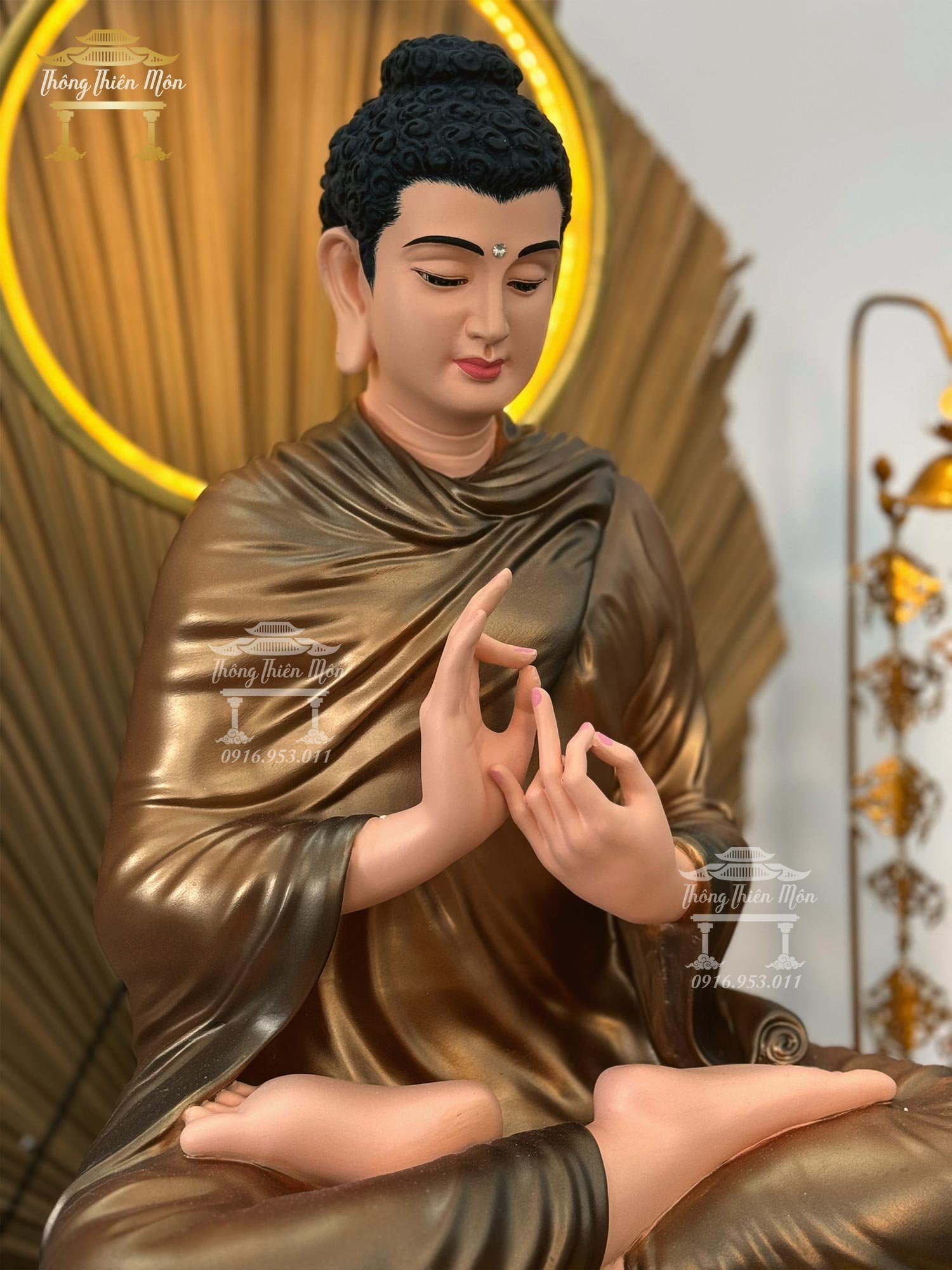 Tượng Bổn Sư Ấn Chuyển Pháp Luân, Sơn phối nâu, kích thước 50cm