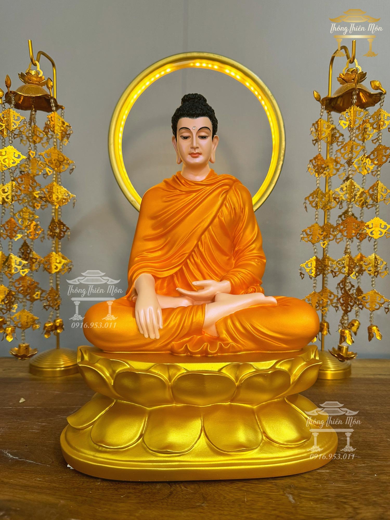 Tượng Bổn Sư Thích Ca Ấn Địa Xúc, Đế sen, Kích thước 32cm