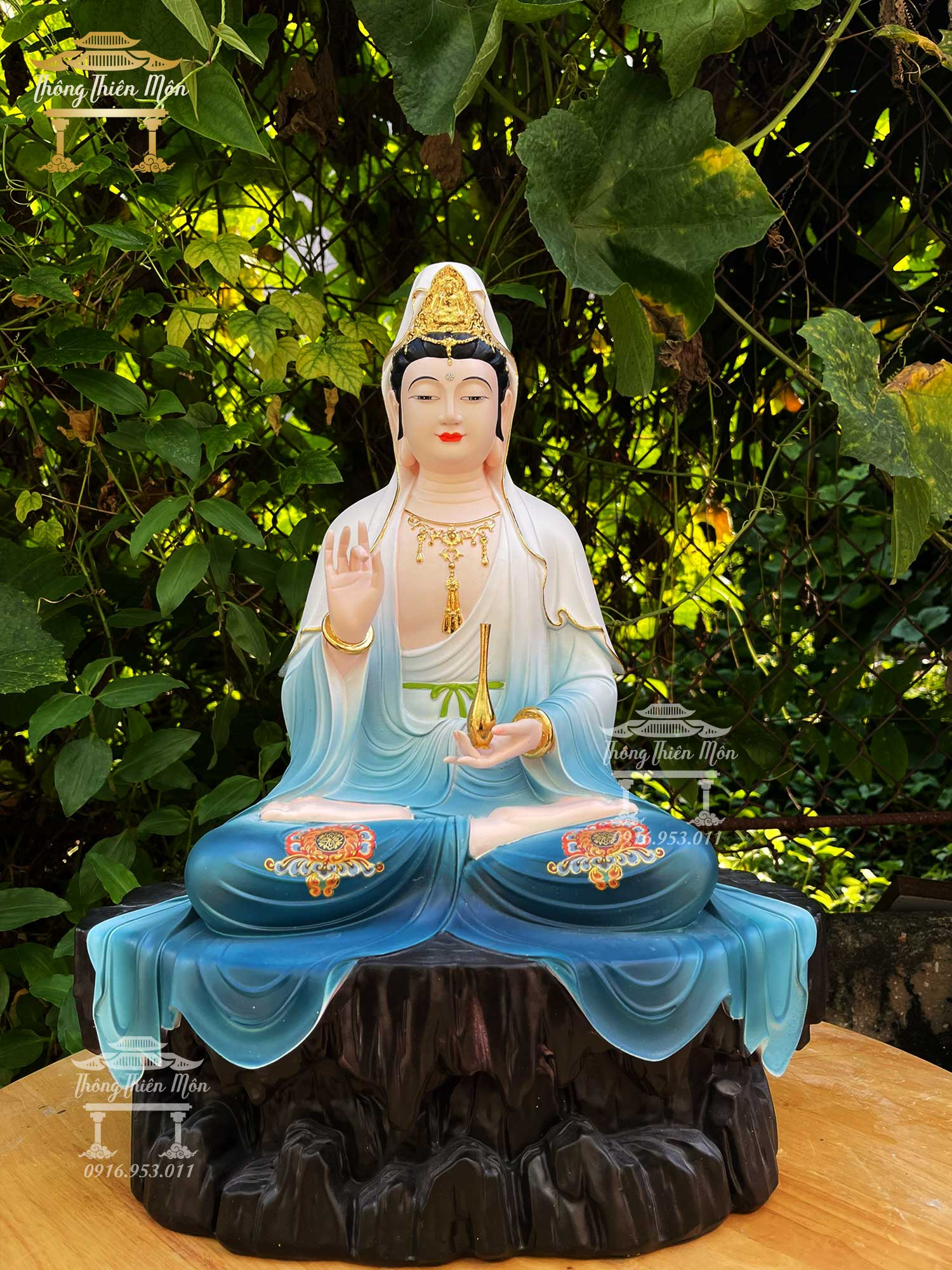 Tôn tượng Quan Thế Âm Bồ Tát - 48cm - Viền vàng, vẽ gấm