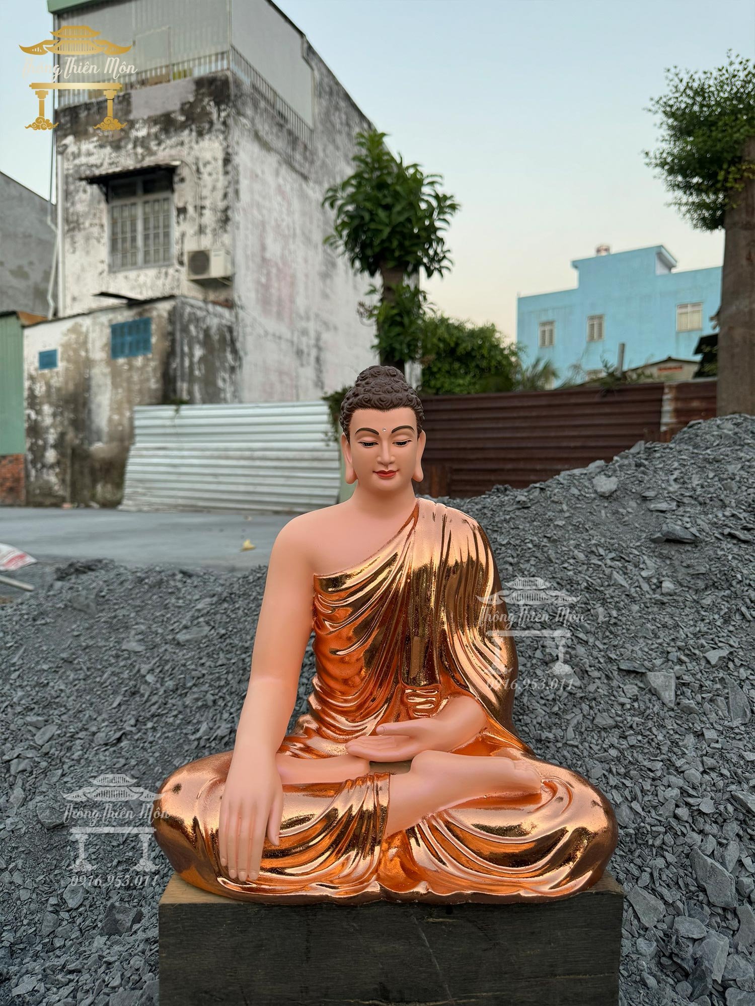 Tôn tượng Bổn sư Ấn Địa Xúc - 45cm - Mạ vàng, tone màu nâu
