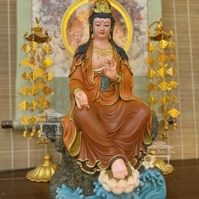 Tôn tượng Quan Âm Tự Tại Bồ Tát, Kích thước 48cm, Sơn phối cam đất
