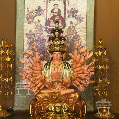 Tôn tượng Thiên Thủ Thiên Nhãn, Kích thước 60cm, Áo vàng nâu, Viền vàng áo