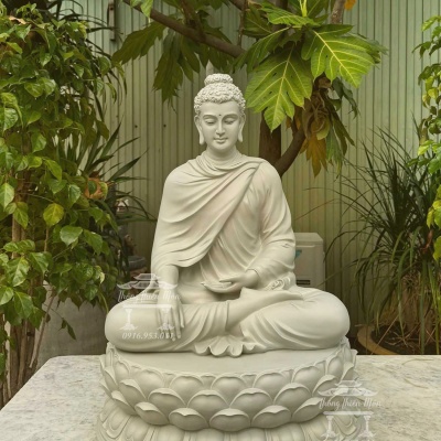 Tôn tượng Bổn Sư Ấn Địa Xúc, Kích thước 70cm, 1 màu xám xi măng